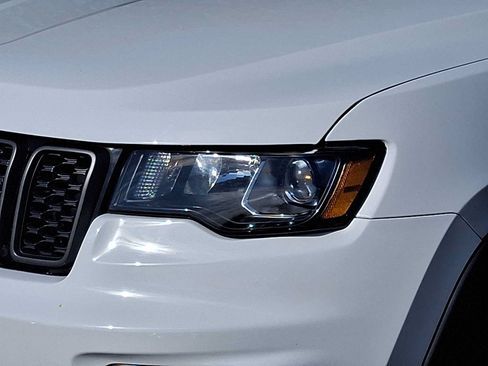 Used 2020 Jeep Grand Cherokee Trailhawk w/ Trailhawk Luxury Group AWD/4WD image 9