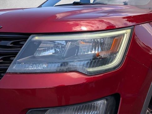 Used 2017 Ford Explorer Sport AWD/4WD image 2