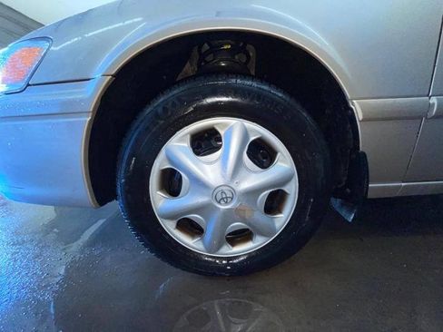Used 2001 Toyota Camry CE image 11