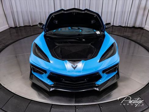Used 2023 Chevrolet Corvette Stingray Premium Cpe w/ Z51 Performance Package RWD image 6