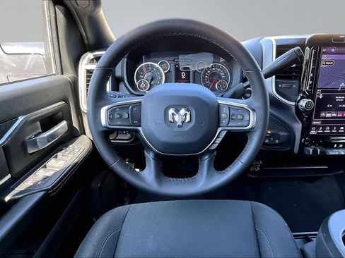 Used 2026 RAM 2500 Big Horn AWD/4WD image 5