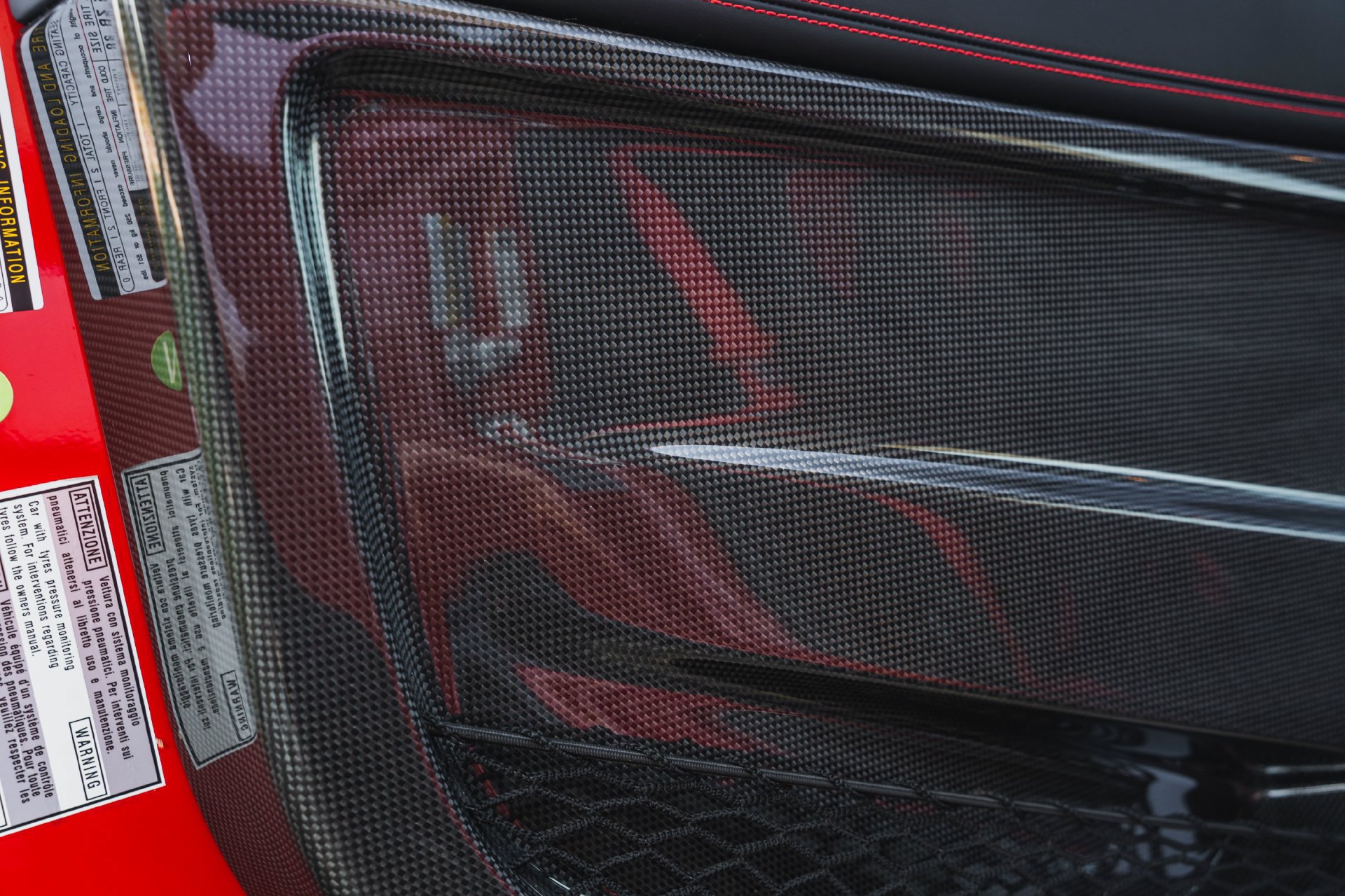 Used 2015 Ferrari 458 Speciale Coupe RWD image 41