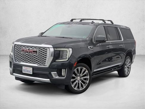Used 2021 GMC Yukon XL Denali w/ Denali Premium Package image 1