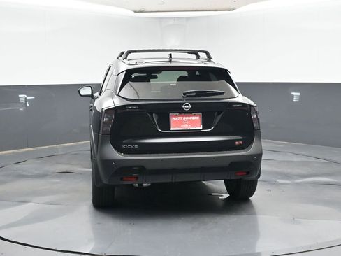 New 2025 Nissan Kicks SR image 4