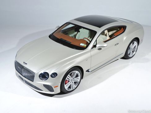 Used 2022 Bentley Continental GT image 8