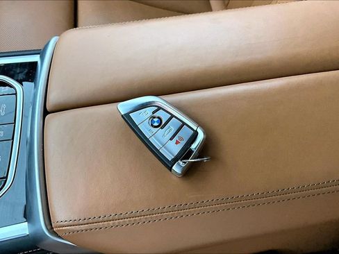 Used 2026 BMW 840i Convertible RWD image 12