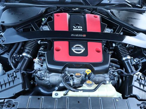 Used 2020 Nissan 370Z NISMO image 36