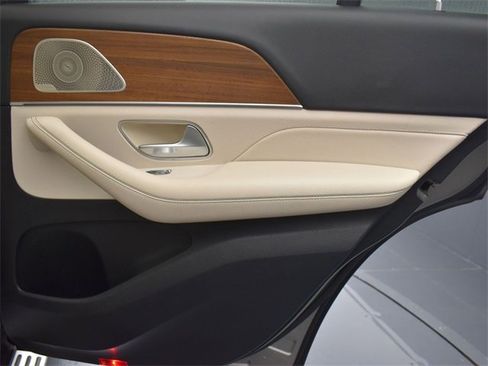 Used 2022 Mercedes-Benz GLE 350 w/ AMG Line Exterior image 14