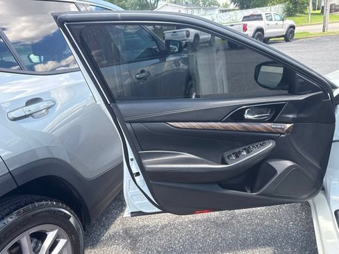 Used 2016 Nissan Maxima Platinum FWD image 16