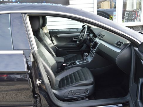 Used 2016 Volkswagen CC R-Line image 18