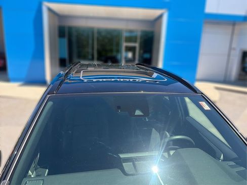 Used 2021 Toyota RAV4 SE w/ Weather & Moonroof Package AWD/4WD image 12