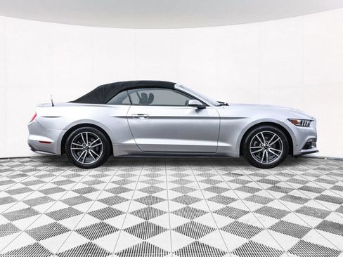 Used 2016 Ford Mustang Premium RWD image 10