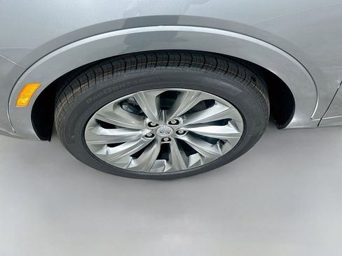 New 2026 Buick Envista Sport Touring FWD image 32