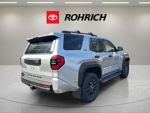 Used 2025 Toyota 4Runner SR5 RWD image 6