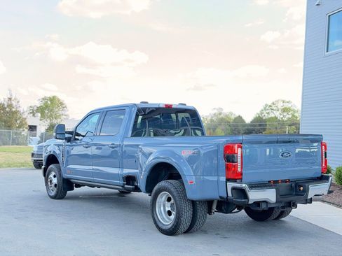 Used 2023 Ford F350 Lariat w/ Tow Technology Package image 9