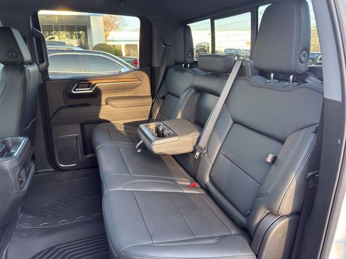 New 2026 Chevrolet Silverado 1500 LT Trail Boss w/ Convenience Package II AWD/4WD image 14