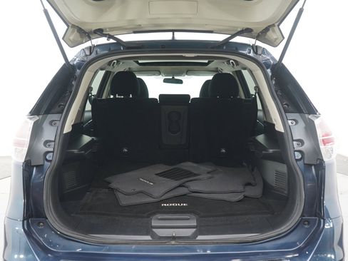 Used 2016 Nissan Rogue SV w/ SV Moonroof Package AWD/4WD image 17