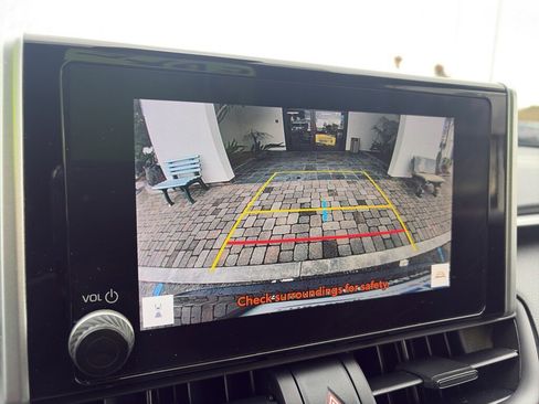 Used 2024 Toyota RAV4 LE image 11