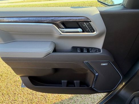 New 2026 Chevrolet Silverado 1500 LTZ AWD/4WD image 16