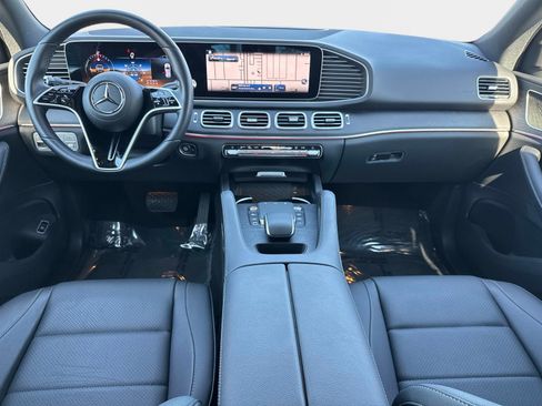 Used 2025 Mercedes-Benz GLE 350 4MATIC image 13