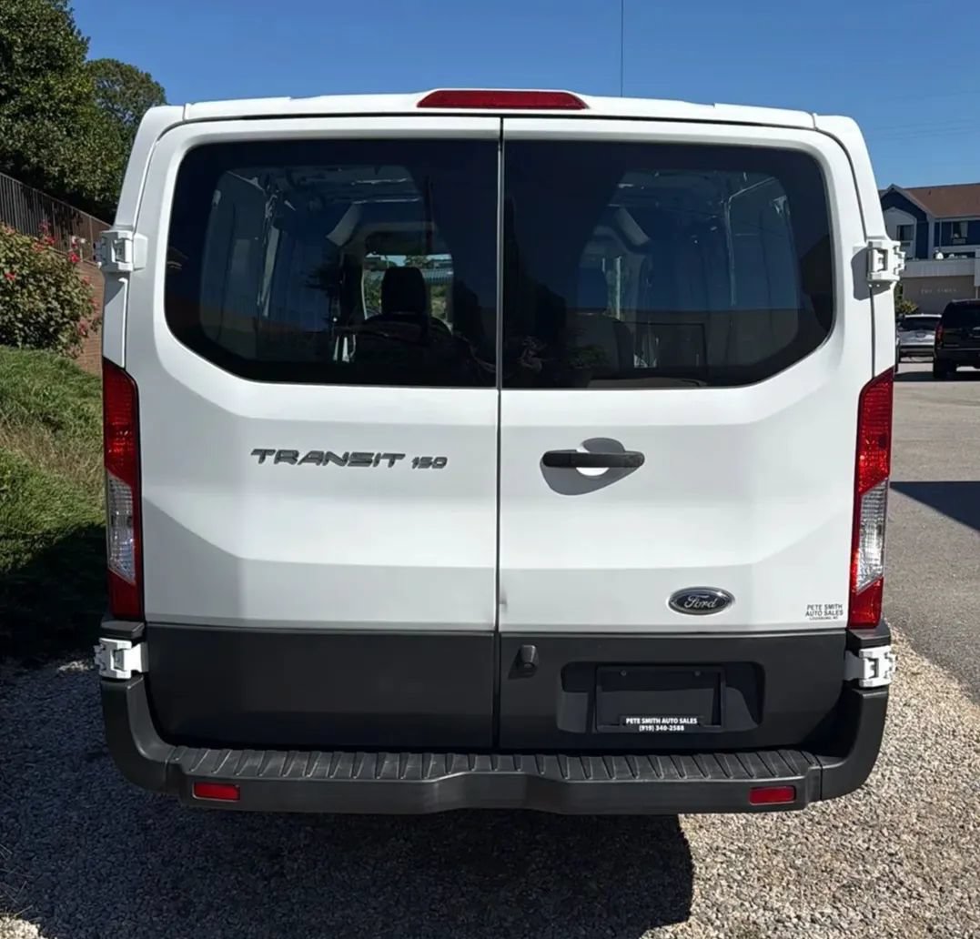 Used 2016 Ford Transit 150 130 Low Roof RWD image 8