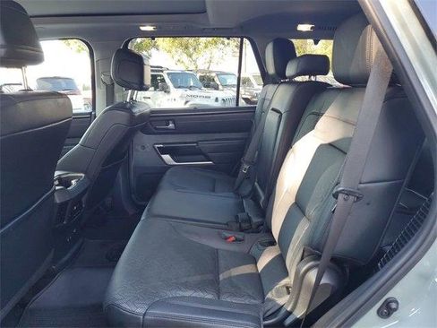 Used 2023 Toyota Sequoia Limited image 93