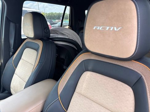 Used 2026 Chevrolet Equinox ACTIV w/ Convenience Package III AWD/4WD image 4
