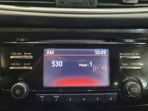 Used 2016 Nissan Rogue SV AWD/4WD image 25