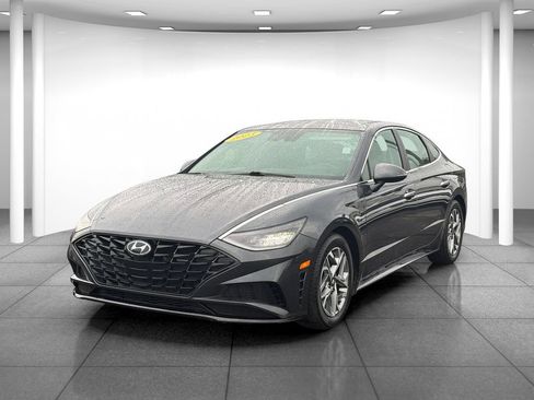 Used 2023 Hyundai Sonata SEL w/ Convenience Package FWD image 3