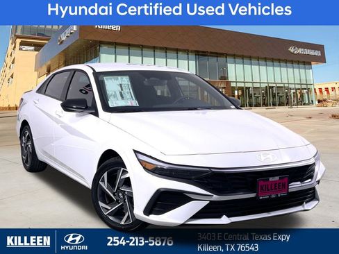 Used 2025 Hyundai Elantra Sport image 1