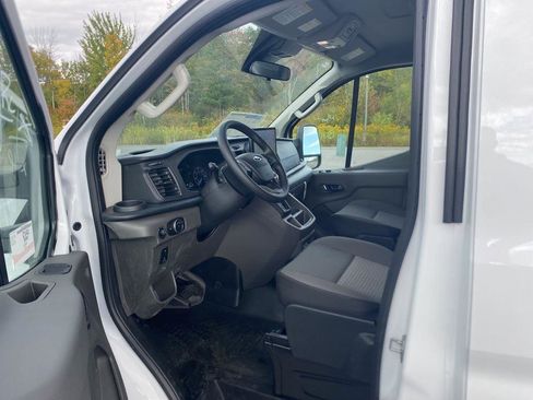 New 2025 Ford Transit 150 Low Roof w/ Exterior Upgrade Package RWD image 25