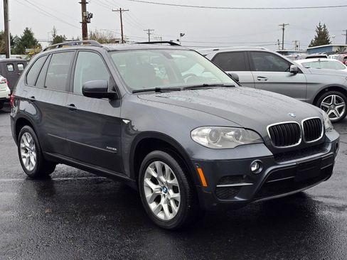 Used 2013 BMW X5 xDrive35i image 7