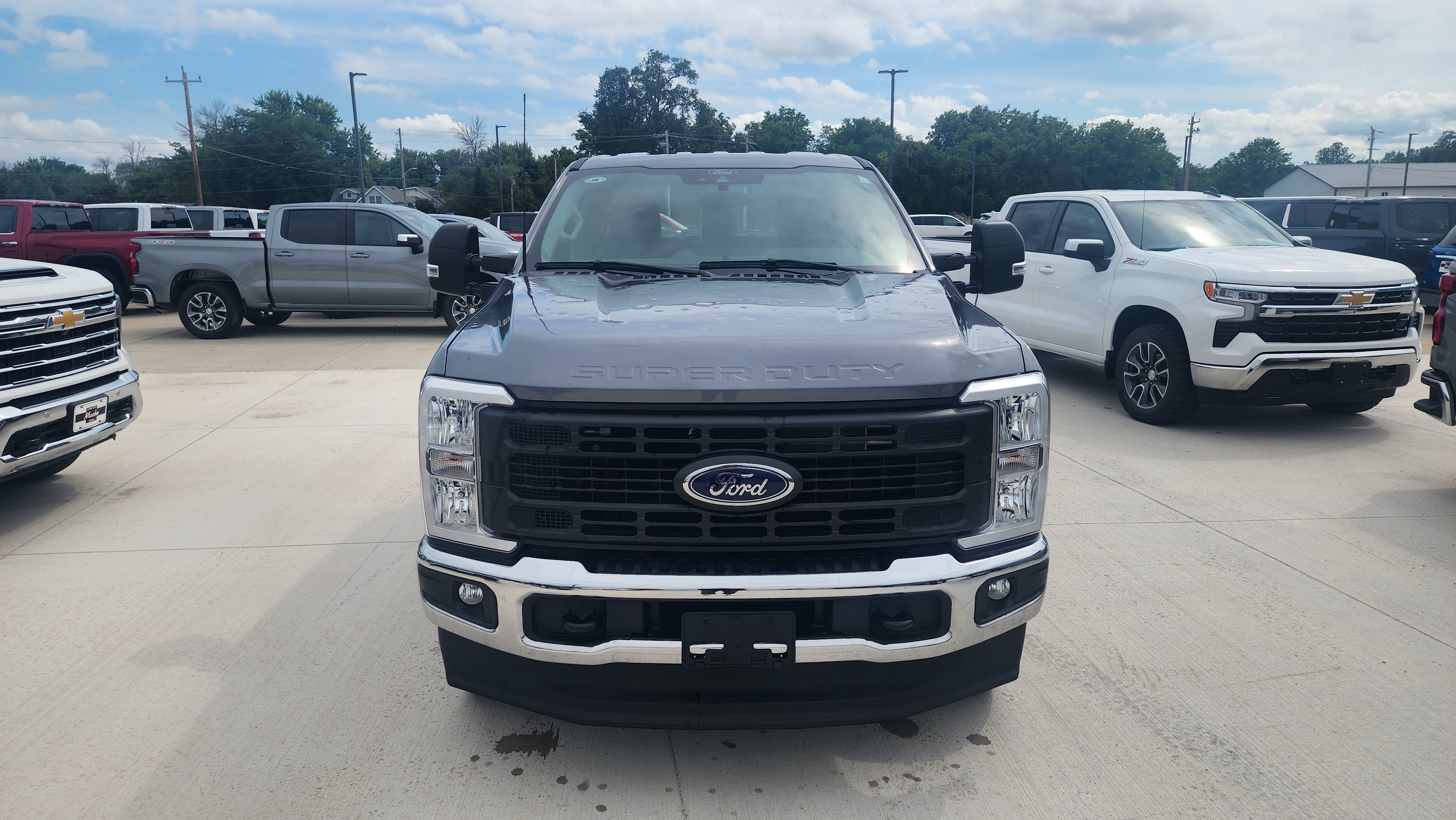 Used 2024 Ford F250 XL w/ Snow Plow Prep Package AWD/4WD image 2