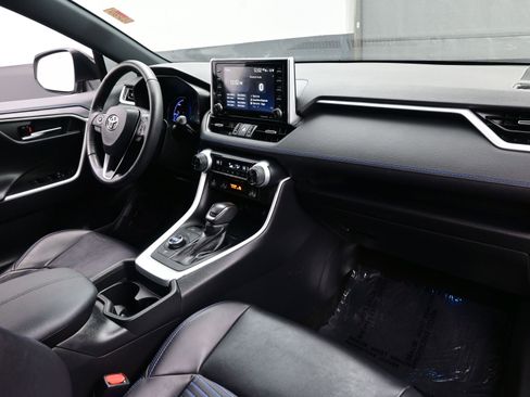 Used 2021 Toyota RAV4 XSE w/ XSE Grade Weather Package image 13