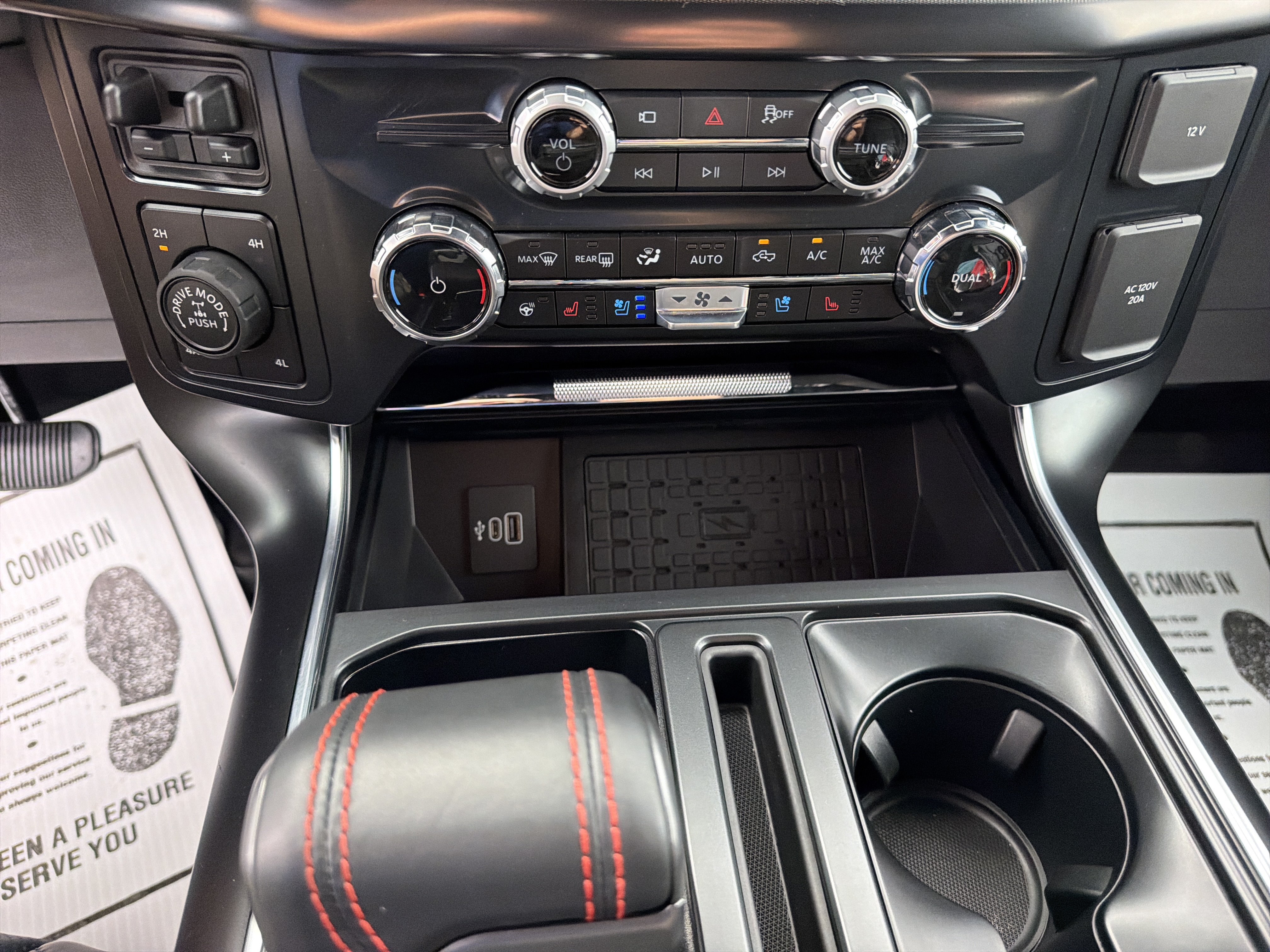 Used 2025 Ford F150 Raptor AWD/4WD image 22
