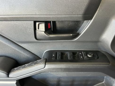 Used 2025 Toyota Tacoma SR5 RWD image 12
