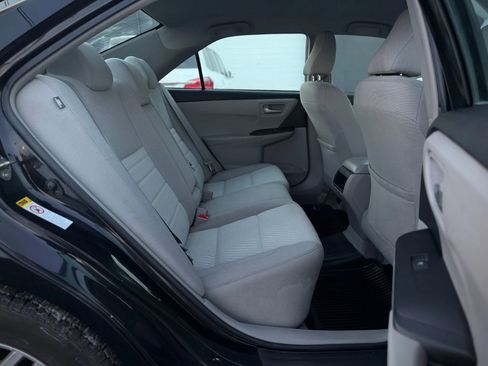 Used 2017 Toyota Camry LE image 15