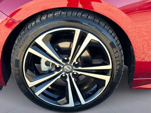 Used 2022 Nissan Sentra SR w/ Electronics Package image 11