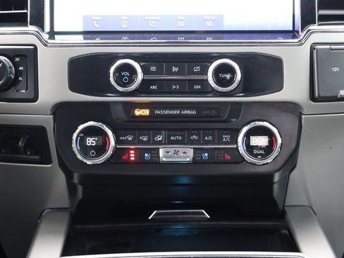 Used 2022 Ford F350 Lariat w/ Lariat Value Package image 21