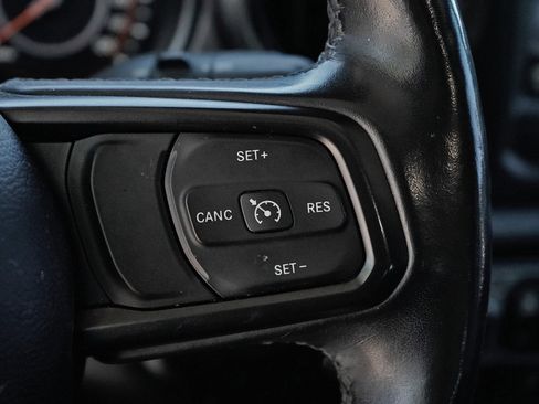 Used 2021 Jeep Wrangler Unlimited Sport AWD/4WD image 18