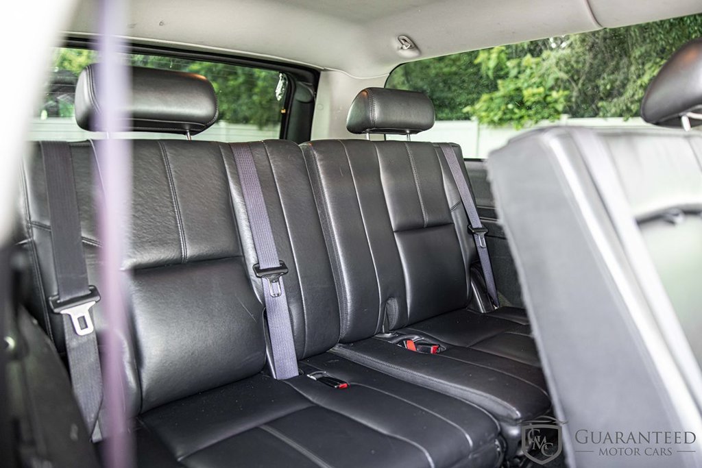 Used 2008 Chevrolet Suburban LT w/ LT Preferred Equipment Group AWD/4WD image 28