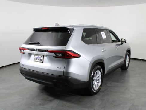 Used 2024 Toyota Grand Highlander FWD image 14