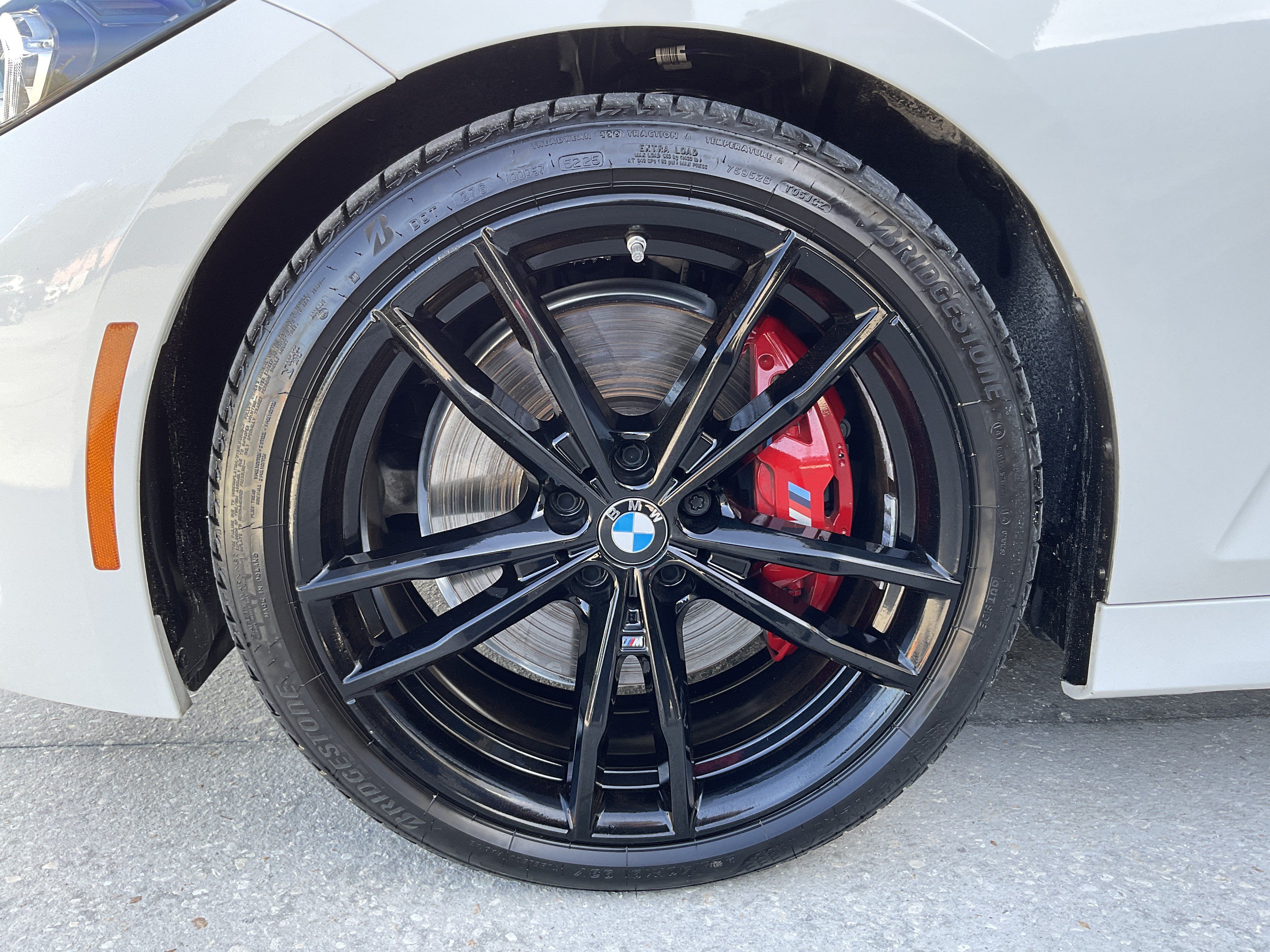 Certified 2024 BMW 330i Sedan w/ M Sport Package RWD image 7