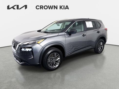Used 2021 Nissan Rogue S FWD image 1