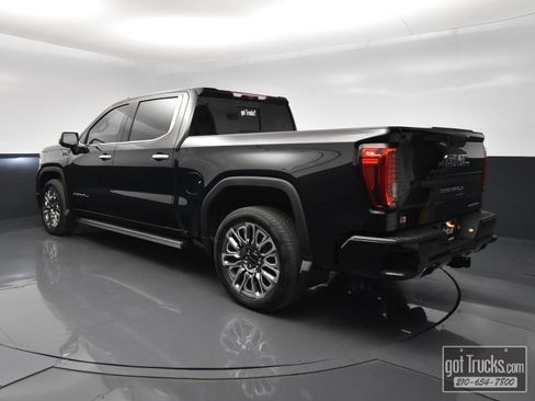 Used 2024 GMC Sierra 1500 Denali Ultimate AWD/4WD image 5