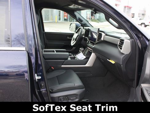 New 2025 Toyota Tundra Limited image 11