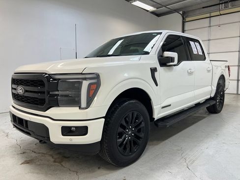 Used 2025 Ford F150 Lariat w/ Equipment Group 502A High AWD/4WD image 11