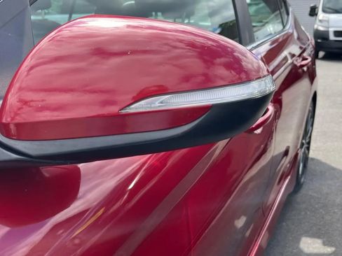 Used 2017 Hyundai Elantra Sport image 18