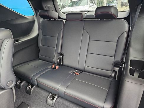 New 2026 Chevrolet Traverse Z71 AWD/4WD image 18