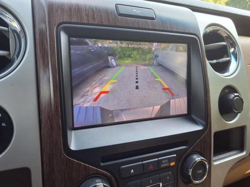 Used 2013 Ford F150 Lariat w/ Lariat Chrome Pkg image 20